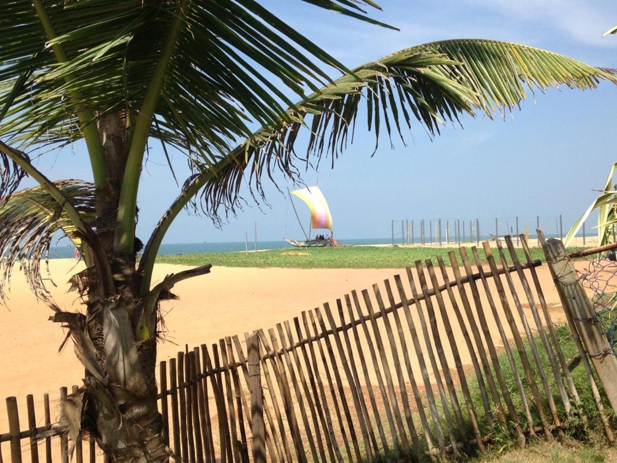 TMS Beach House Negombo Exterior foto